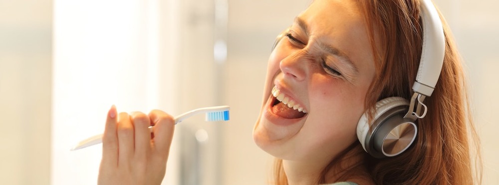 Junge Erwachsene und die Zahnpflege - P4 Zahnärzte Berlin Hohenschönhausen